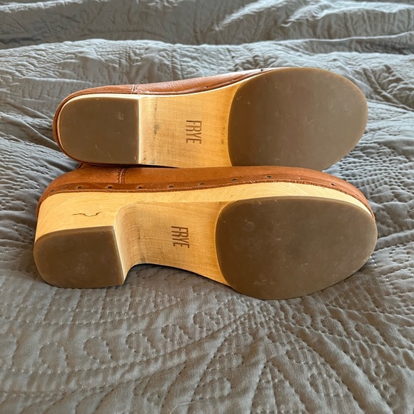 Frye Millie Platform Boot - Picture 4 of 4